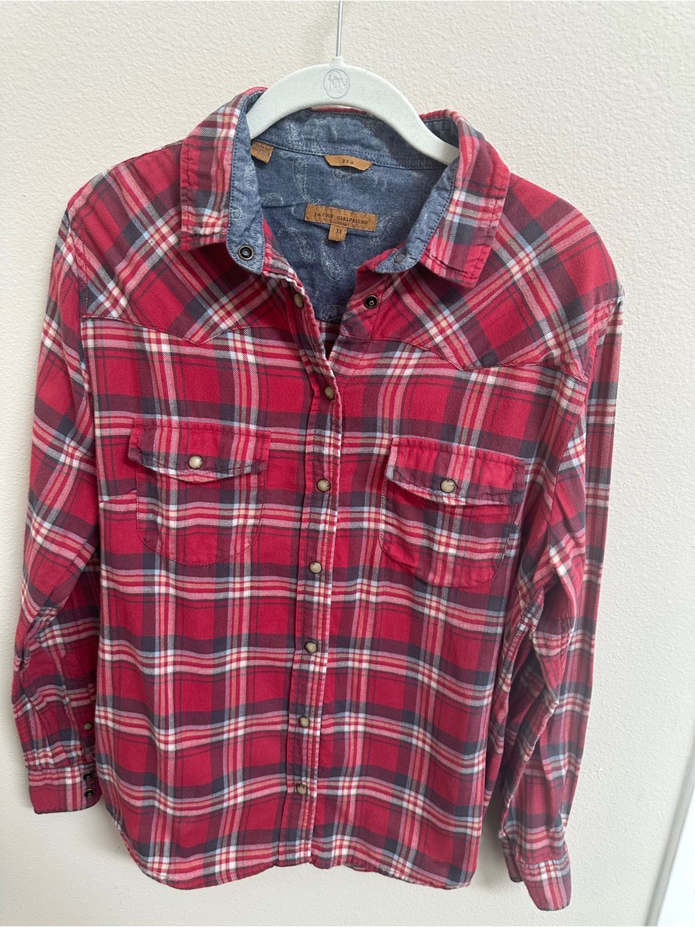 JACHS Girlfriend Bea 100% Cotton Plaid Flannel Shirt — Women’s Medium